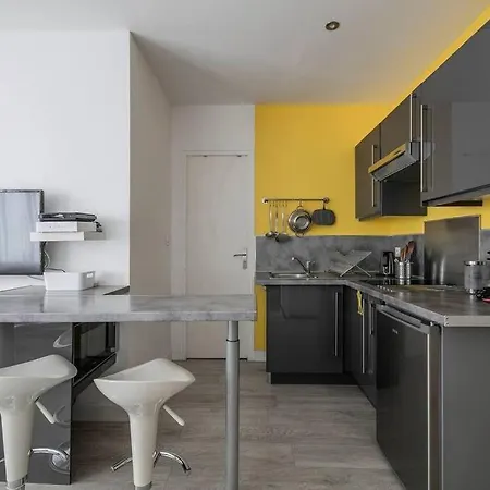 Apartmán 600m Gare Et 400m Gem: Lit Double, Wifi Fibre Grenoble