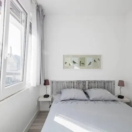 Apartmán 600m Gare Et 400m Gem: Lit Double, Wifi Fibre Grenoble